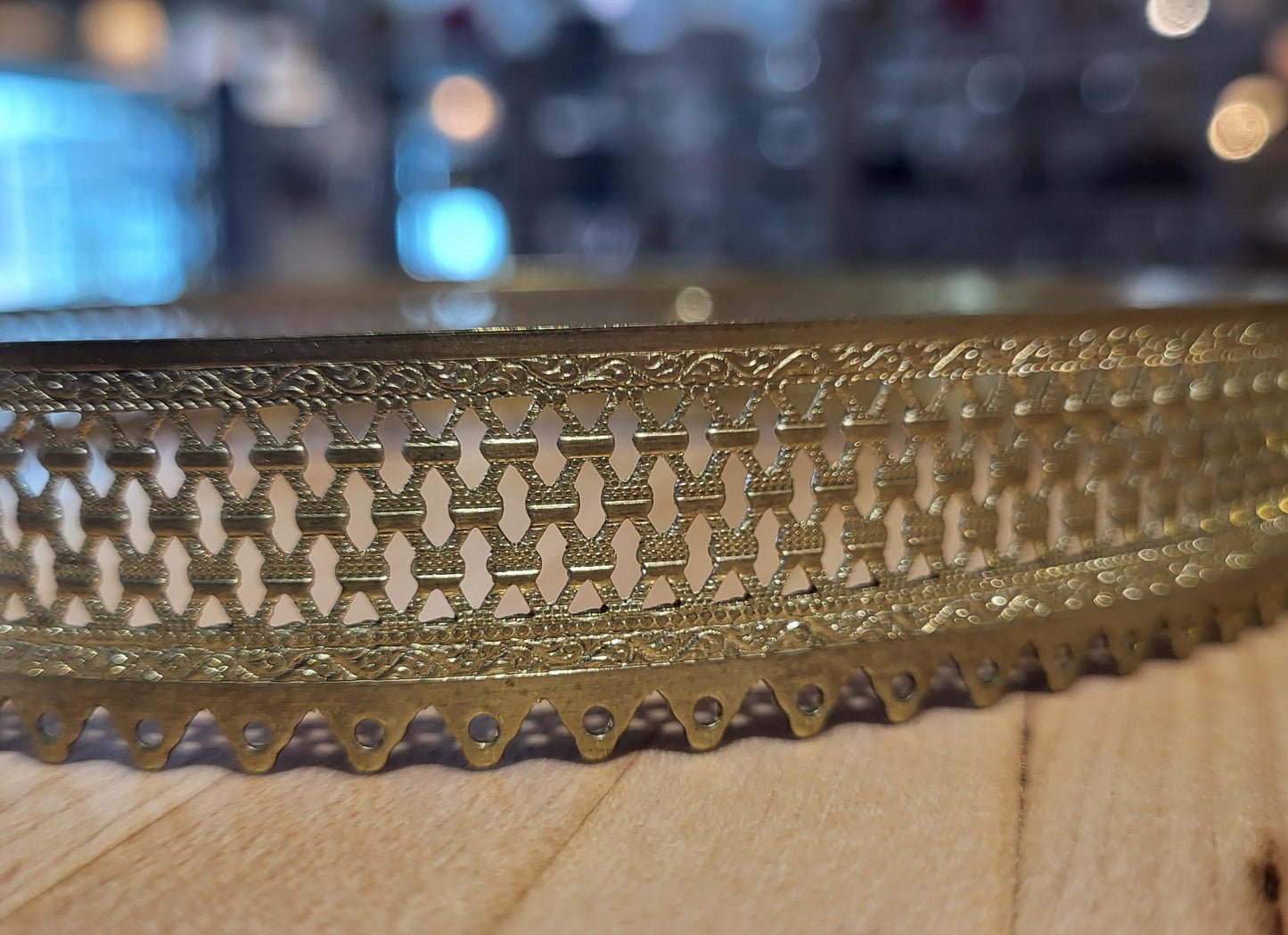 Brass Top Crowns for 14" Slant and Dome Shades (10905)