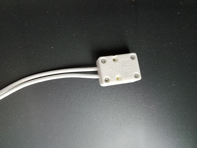 MR16 Bi-Pin Halogen Socket